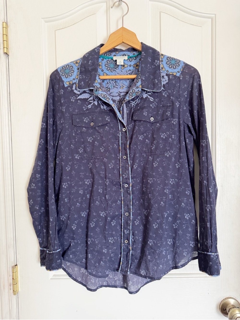 Sundance Blue Ditsy Floral Western Embroidered Long Sleeve Shirt size M - Picture 2 of 7